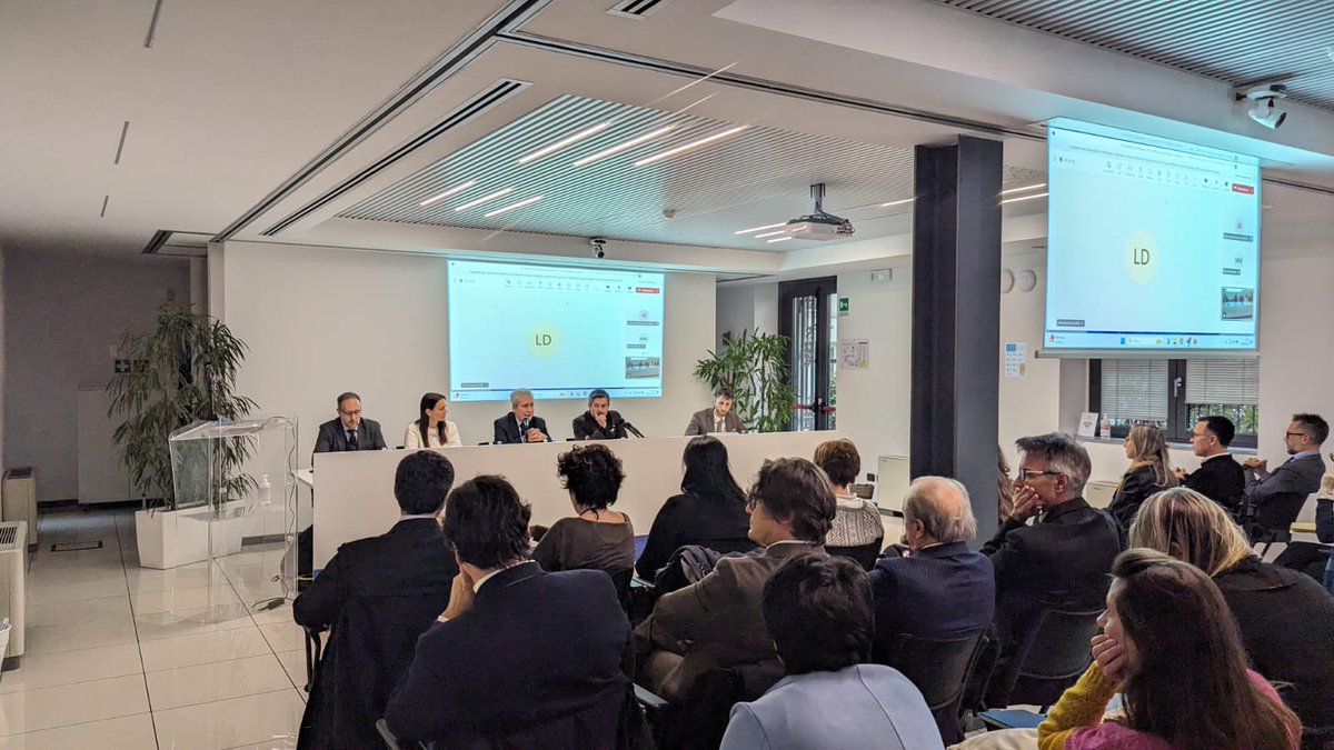 Info day #HorizonEU | “Tra le mission di Assobiotec: rendere l’Italia incubatrice di #innovazione. <a href="/IHIEurope/">Innovative Health Initiative</a> offre opportunità di partnership pubblico-private cruciali per valorizzare l’eccellenza italiana nelle #lifescience”. La ns direttrice <a href="/Marica_Nobile/">Marica Nobile</a> a #EUPartnerships