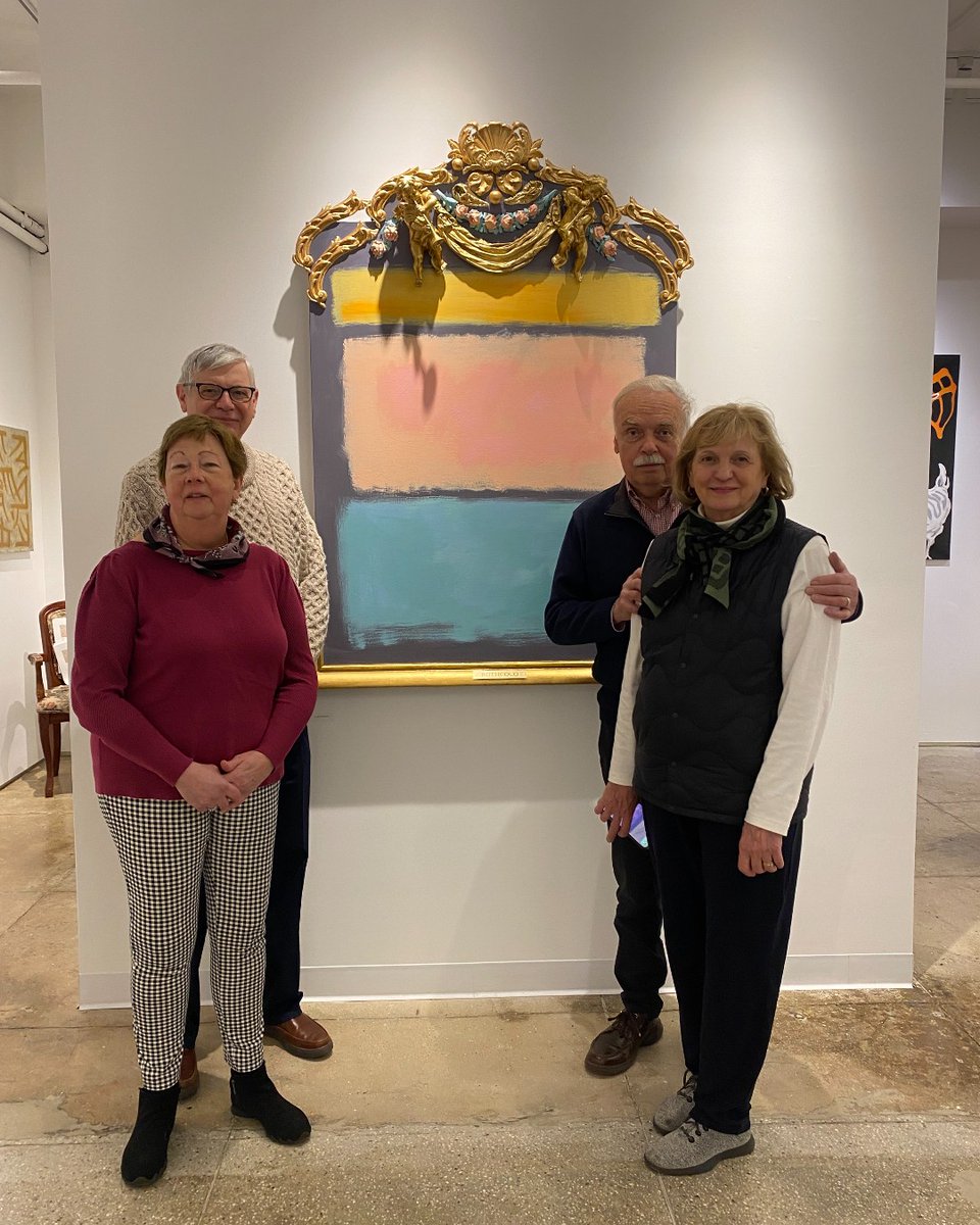 AmsterdamWhitny's tweet photo. Hamptons Architect, Larry Randolph, celebrating his "Rothcoco" painting at Amsterdam Whitney Gallery
#Rothko #Rococo #RemixingArt #HamptonsArt #ChelseaArt #HighlineArt #MuseumArt https://t.co/CQzz47Ijy4