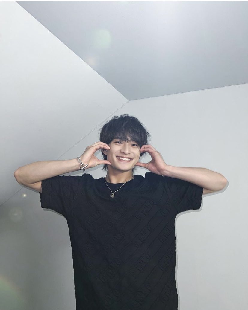 ukiuki__227's tweet photo. 浮所くん誕生日おめでとう🧡
いつも浮所担を笑顔にしてくれてありがとう！！
#浮所飛貴誕生祭2024 https://t.co/F6vfHXNpqg