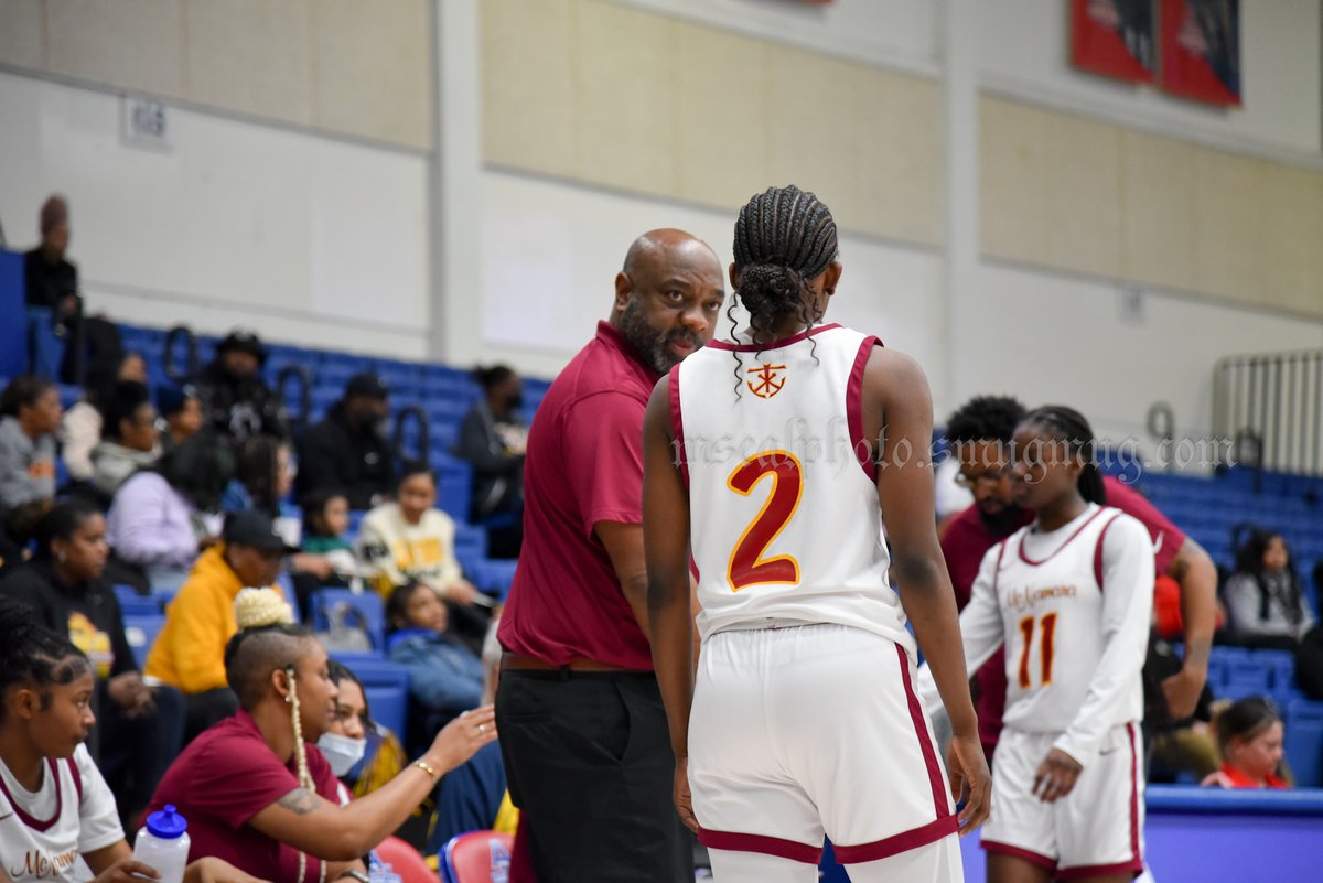 WCAC Girls Basketball Semifinal (Photos): McNamara 48, Paul VI 33: dcsportsfan.com/2024/02/26/wca… @BMacLadyHoops @BMHSMustangs @PVIGIRLSBBALL @PVIsports @MSealPhoto