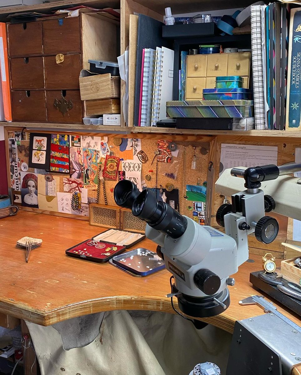 ganoksinproject's tweet photo. This week’s workbench feature is from IG https://t.co/yGydb83Arc.jewellery
We encourage you to visit our group. Engage with other jewelers. Compare and share insights with one another.
https://t.co/rqXTLMXpbp
#DesignerCraftsmanship #ArtisanAtWork #JewelryDesignStudio https://t.co/L2DfS36Vvr
