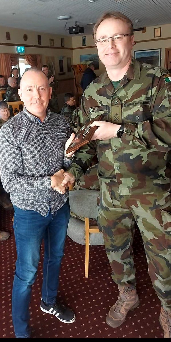 Today in the NCOs Mess we wished A/BQMS Paul Thompson farewell. He retires shortly after 39 years loyal service to the Defence Forces. He has served overseas no fewer than 10 times. He is pictured here with OC 28 Inf Bn, Lt Col Shane Rockett. #bemore