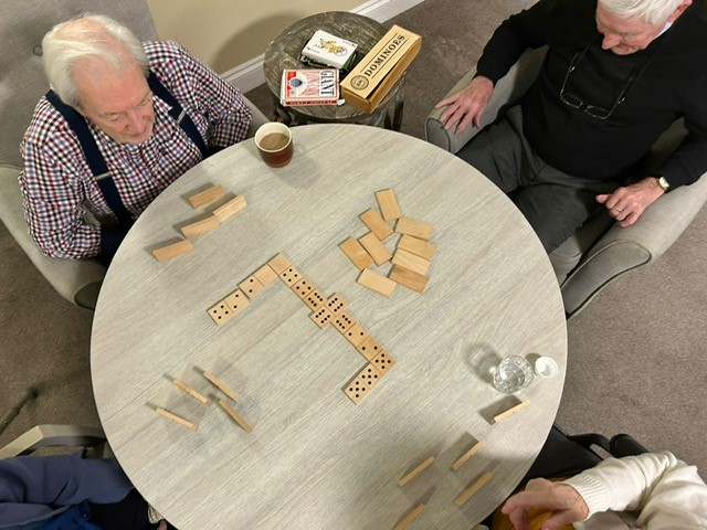 LimegroveCareAH's tweet image. The #dominos #Challenge continues with Tom taking on more #opponents
#carehome #easthorsley @AnchorLaterLife