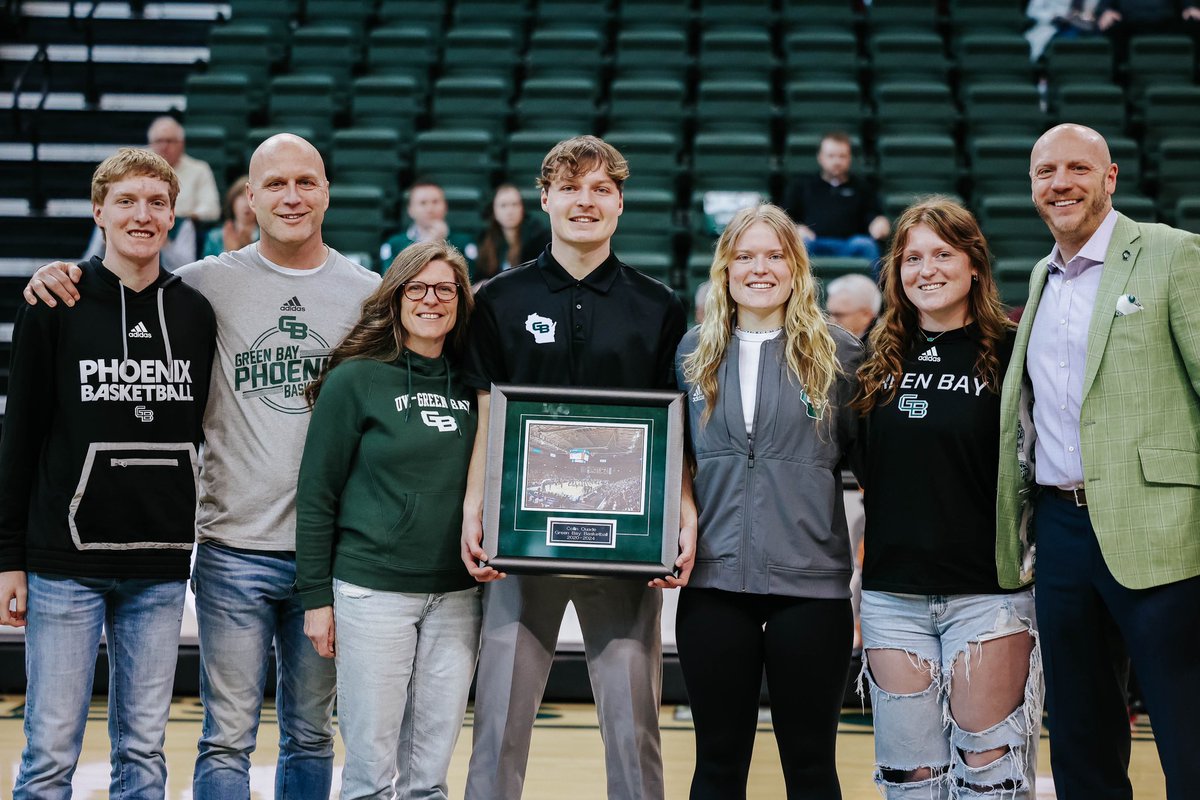 gbphoenixmbb's tweet photo. 𝐒𝐞𝐧𝐢𝐨𝐫 𝐌𝐚𝐧𝐚𝐠𝐞𝐫𝐬: 𝐂𝐨𝐥𝐥𝐢𝐧 𝐐𝐮𝐚𝐝𝐞, 𝐌𝐢𝐭𝐜𝐡 𝐁𝐞𝐜𝐤𝐞𝐫, 𝐚𝐧𝐝 𝐓𝐲𝐥𝐞𝐫 𝐎𝐥𝐬𝐞𝐧 https://t.co/QRFwTQmnHX