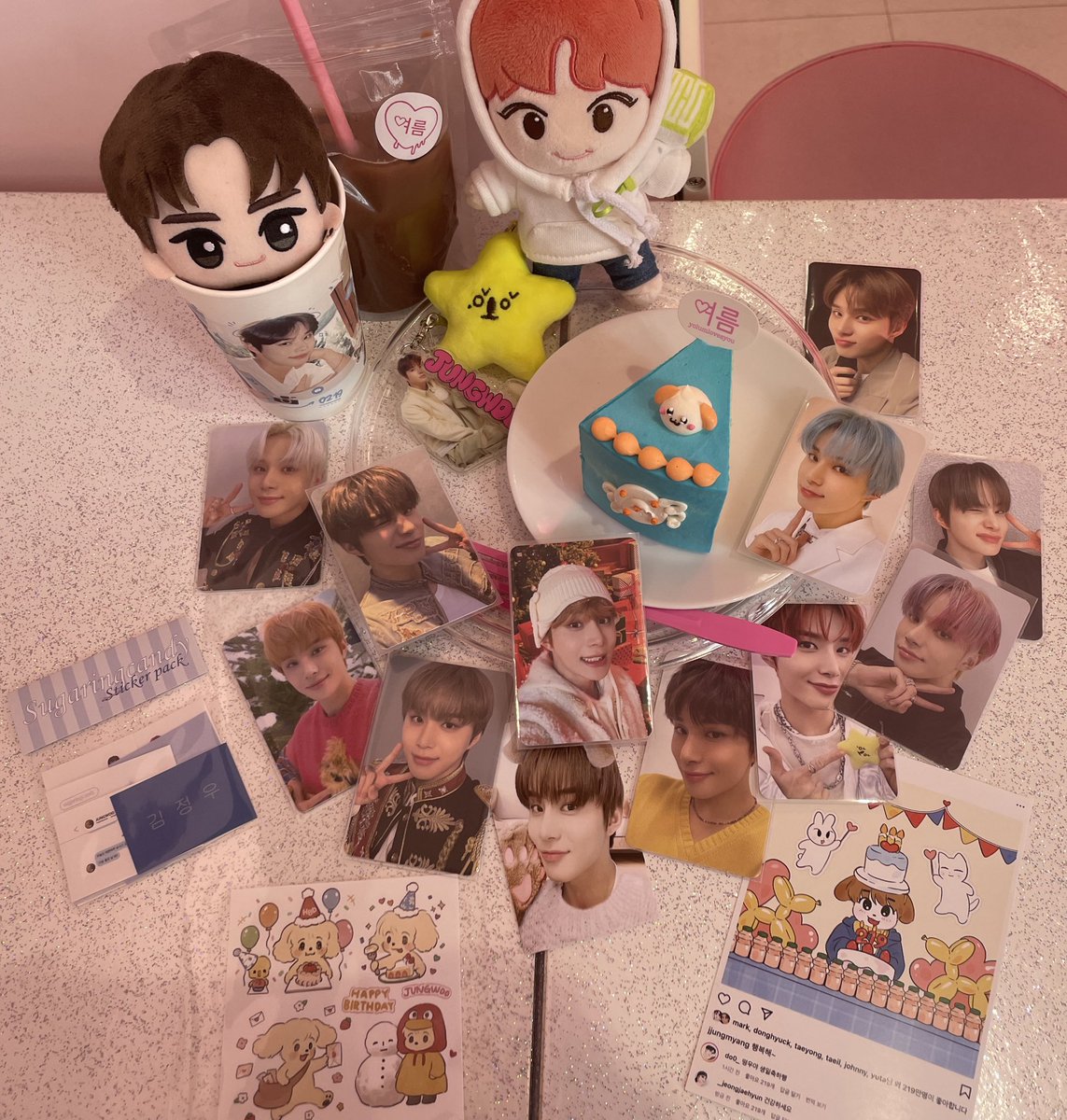 2/20
かわいいが詰まってた🍭

<a href="/candymoodmaker/">𝘾𝙖𝙣𝙙𝙮 𝙈𝙤𝙤𝙙 𝙈𝙖𝙠𝙚𝙧</a> 님
<a href="/yolumlovesyou/">여름♡cafe yolum</a> 様
#정우랑_캔디_모으는_날
#The_puppers_name_is_candy