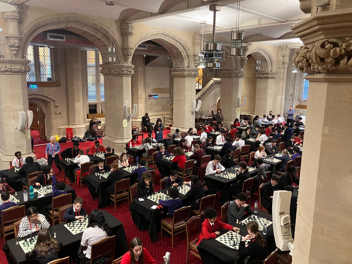 schoolschess's tweet image. We held a very successful schools&apos; #chess tournament on Thursday at London&apos;s Guildhall, in conjunction with @cityoflondon - over 120 children from 13 schools took part. Congratulations to @CityofLdnSchool and @aldgateschool who emerged victorious.