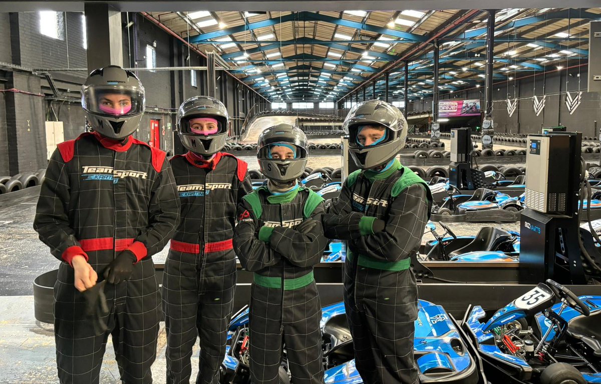 Before saying goodbye to our students from Switzerland, we had an adrenaline-fuelled Friday afternoon go-kart racing! ✨🥇🏁 #elcbrighton #elcschools #studyabroad #brightonandhove #gokart