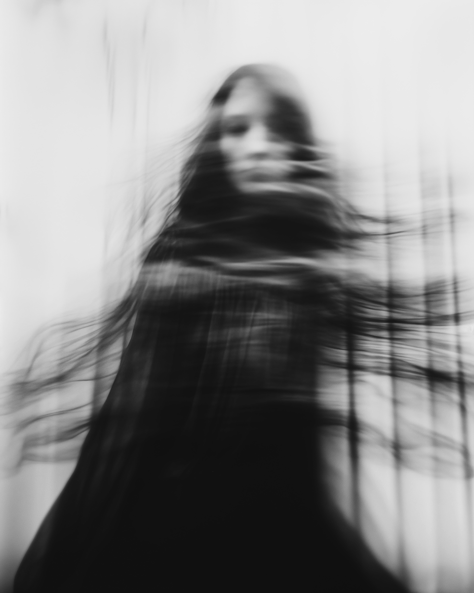 keisot_'s tweet image. The Vanishing Visage
.
.⁣
.⁣
.⁣
#fineart #digitalart #bwdigital #bnwprints #fineartprints #bnwedit #blackandwhite #bnw #bnw_addicted #blackandwhiteart  #bnwart #darkart #darkartwork #haunting #bw #monochrome #noiretblanc #blurry