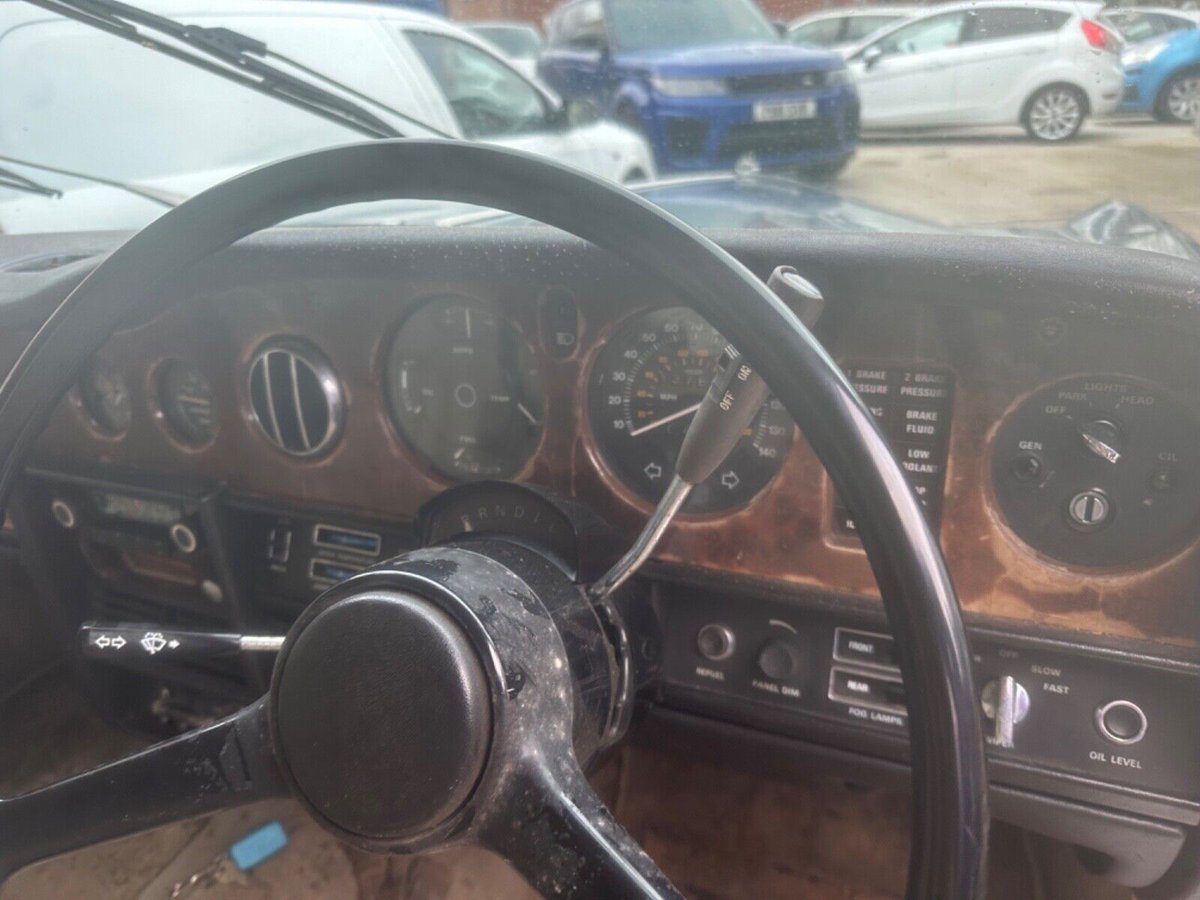 BarnFindsUK's tweet photo. Ad: Rolls Royce Silver Shadow 2 - "belonged to a world famous jockey"
On eBay here -->> https://t.co/ysAuGiWlVS
#RollsRoyceSilverShadow2 #ClassicCars #LuxuryLifestyle #CarCollectors #JockeyLife #FamousRides #RareFinds https://t.co/NPJBFLx8tz