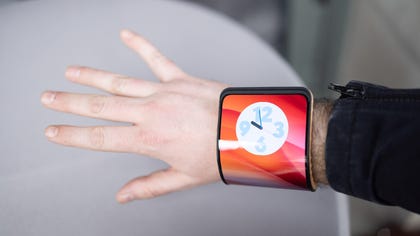 techsaze's tweet photo. Motorola announces rollable smartphone !!
#MWC2024 #MWC24 #MWC #MWCBarcelona2024 #MWC24MP #MWCBarcelona #Motorola #Samsung #rollablesmartphone https://t.co/PBGcxmFCws