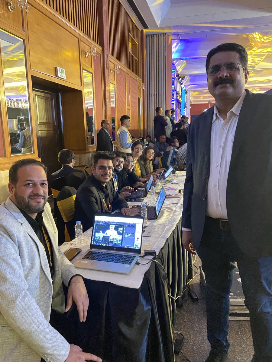 SandeepUnnithan's tweet photo. The buzzing ⁦@News9Tweets⁩ social media team led by News9 Live editor Ajith Vijaykumar #TV9WhatIndiaThinksToday
#News9GlobalSummit 💥 https://t.co/HClt3V8YNd