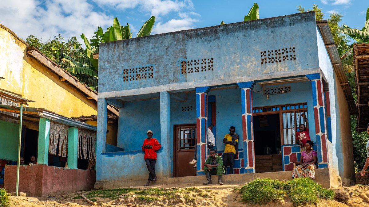 B2P's tweet image. Today, at B2P, we continue this legacy by building bridges in rural areas and connecting communities to vital services. Let&apos;s honor this rich history by prioritizing justice and inclusivity in all our infrastructure projects. #SocialJustice #EquitableInfrastructure 🌉👷‍♂️🛤️