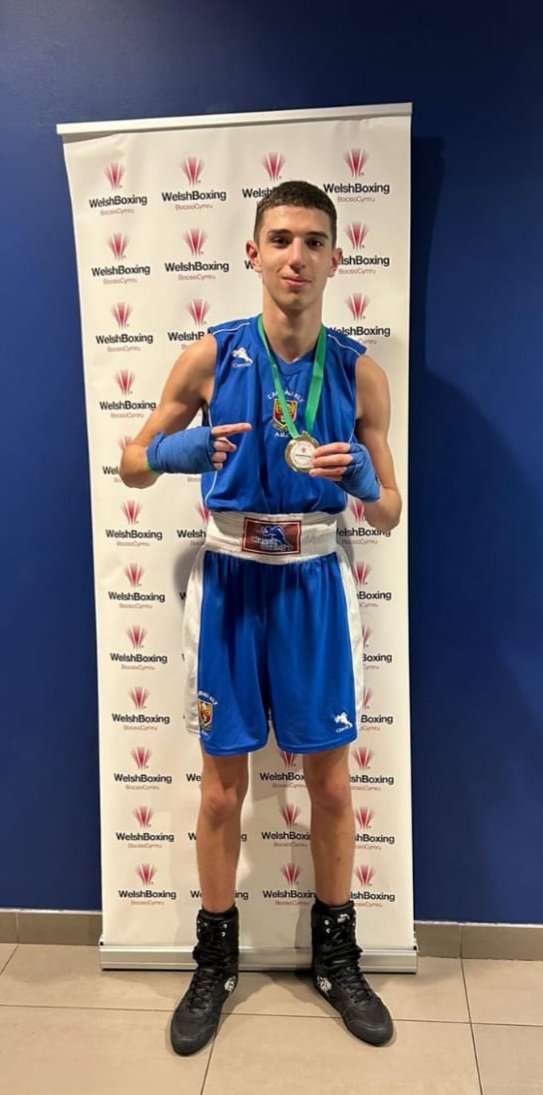Congratulations to Year 12 student Kaden @Cant_sixthform @cantonianhs who has won the title of Welsh Novice Champion 2024 this weekend!!! 👏 #Proud