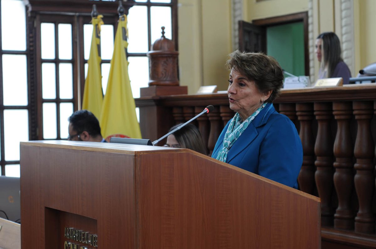 UNALOficial's tweet photo. #LaUNALCuenta Formación STEAM, infraestructura y más profesores, impacto de la Estampilla pro-Universidad en la @SedeManUNAL: Presentación de la rectora @DollyMontoyaUN en la Asamblea de Caldas ➡️ https://t.co/BinzzVu8lw Vía @PrensaUNAL | #SomosUNAL https://t.co/Gkx5wgIqtS