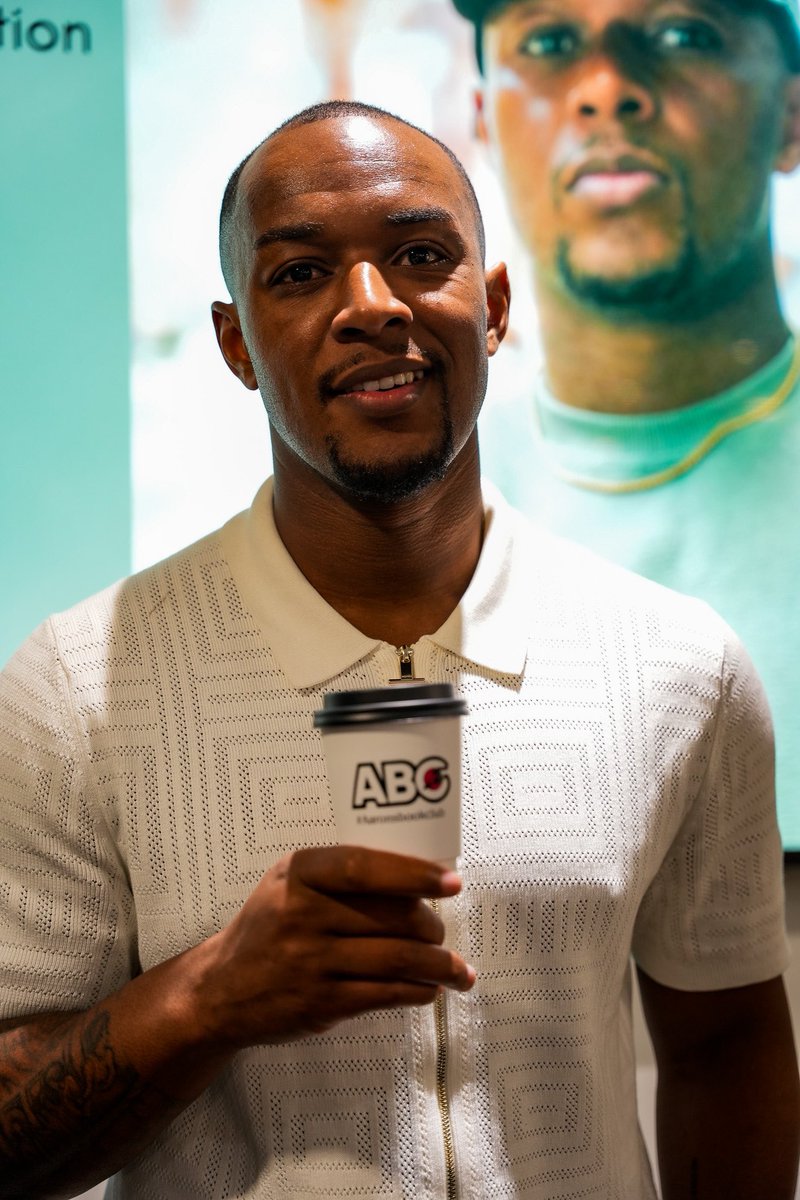 A8burns87 tweet media