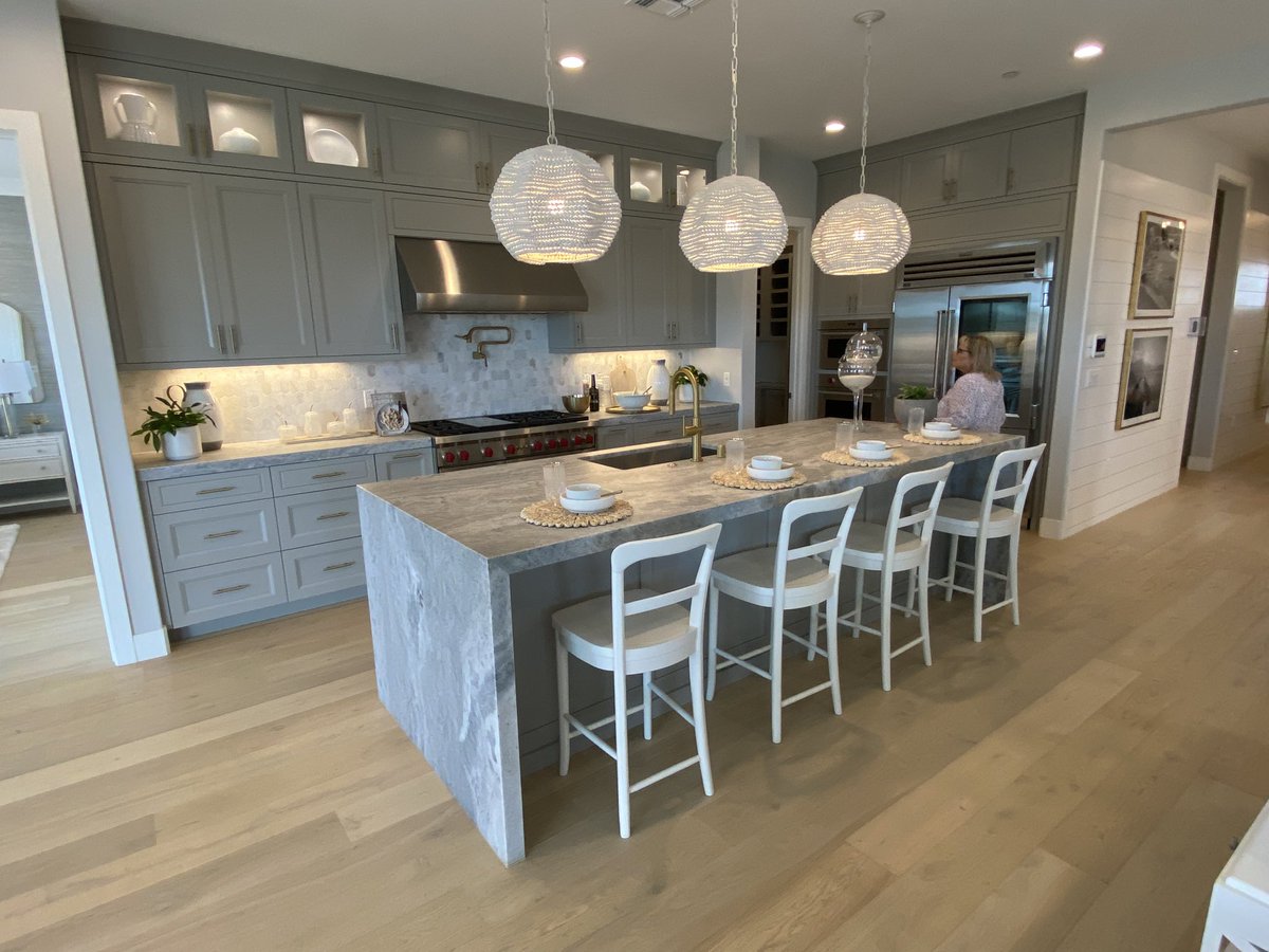 KathyFieldsInfo's tweet photo. ❤️ ❤️ ❤️@HomeAdore #Wishlist
@KathyFieldsInfo #KathyFieldsStyle https://t.co/Z9rzciZsVc