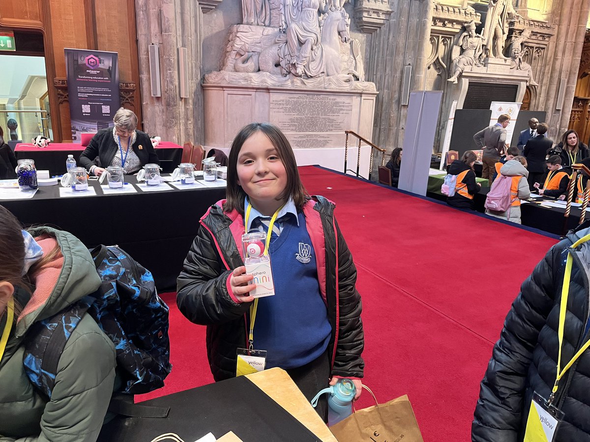 Team WCIT is back at the London Careers Festival! A very busy first day, interacted with around 190 pupils to talk about problem solving& digital. Well done to the winners who successfully completed the puzzle games. 🏆 Thank you @CreativeHutEdu and @Sphero for sponsorship!