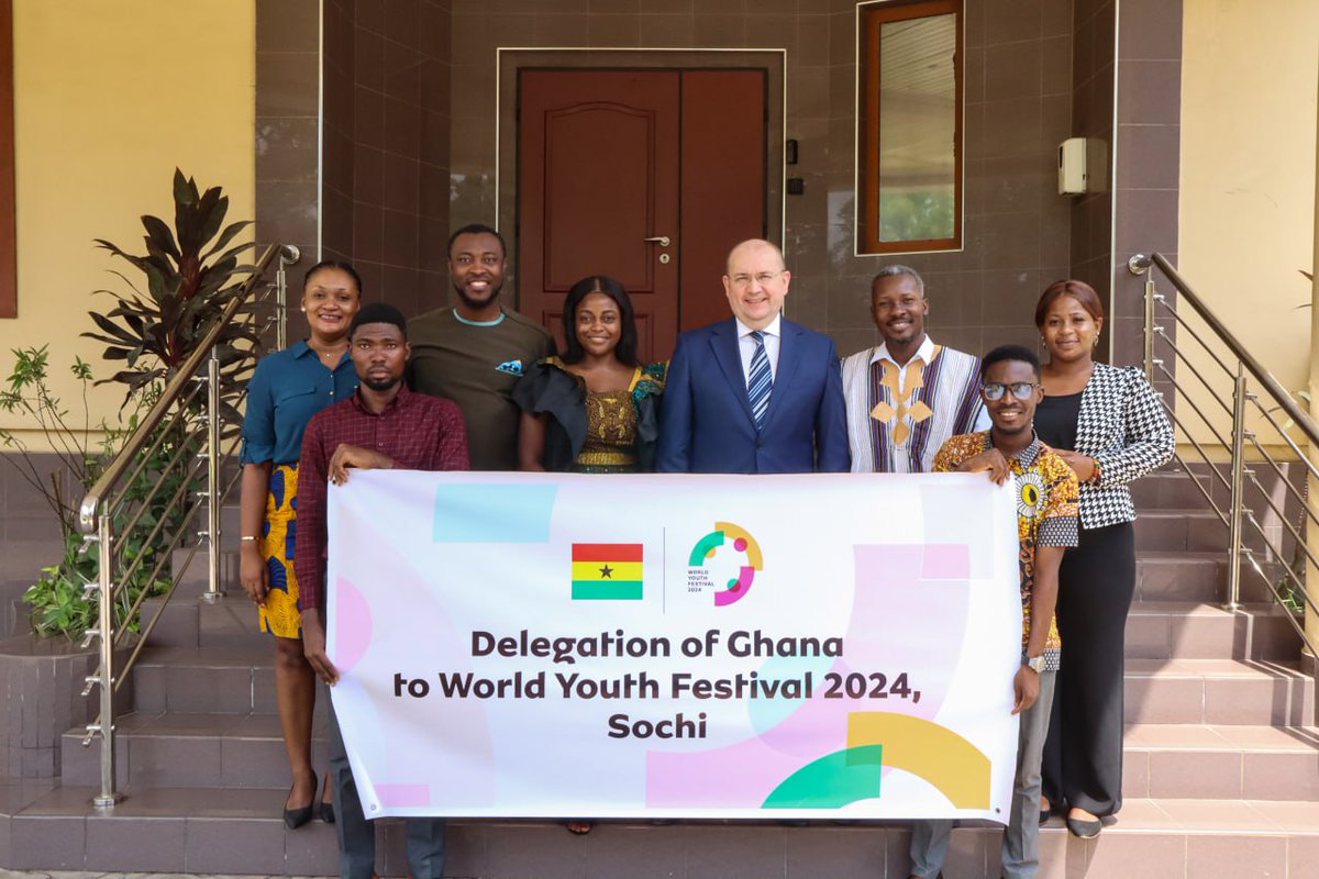 🇷🇺🇬🇭On February 26, the Russian Ambassador to Ghana, H.E. Sergei Berdnikov, met with Ghana’s participants in the World Youth Festival 2024.
➡️t.ly/hCYeu

#Ghana #WYF2024 #HappyTrails!