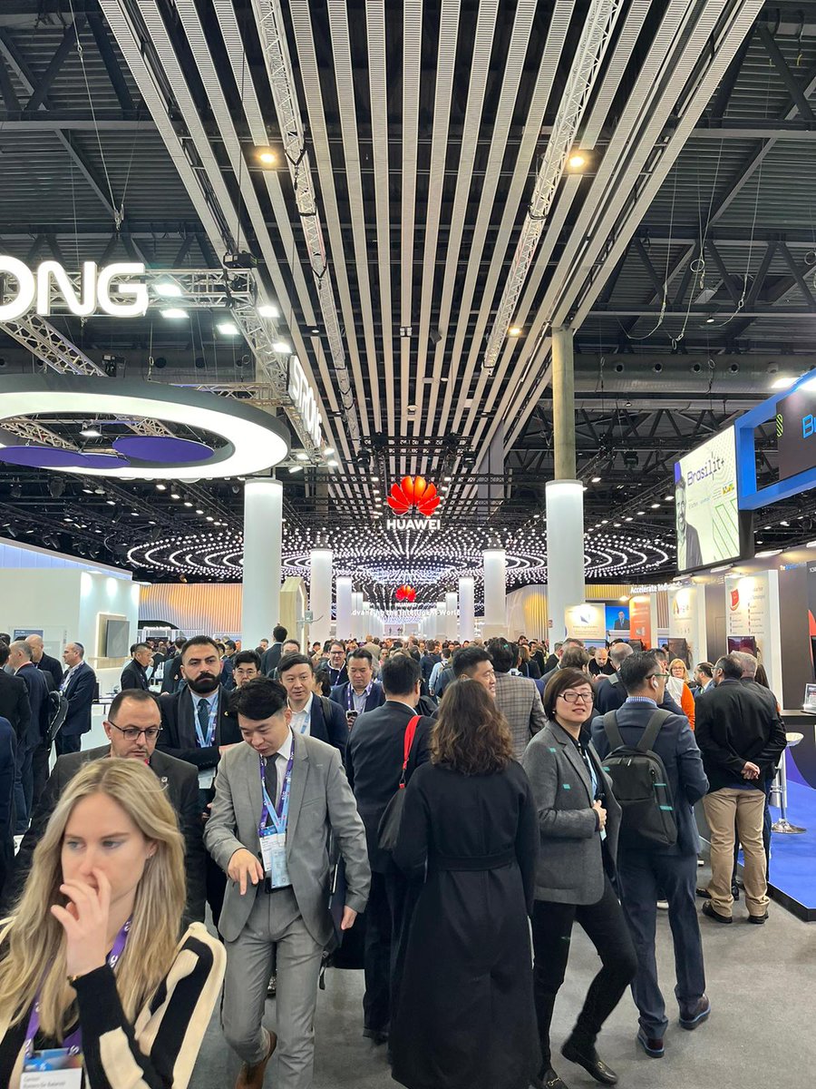 Make_My_Day_App's tweet photo. @MWCHub #MWC24 #Barcelona summit - we are here!!! We are the leading #startup in the #mobility and #EV sector, offering a full #fleetelectrification package, #EV #Chargingoptimization, and #fleetmanagement. Come to meet us in the next 2 days- contact us at info@makemydayapp.com https://t.co/B40J5cgUNK