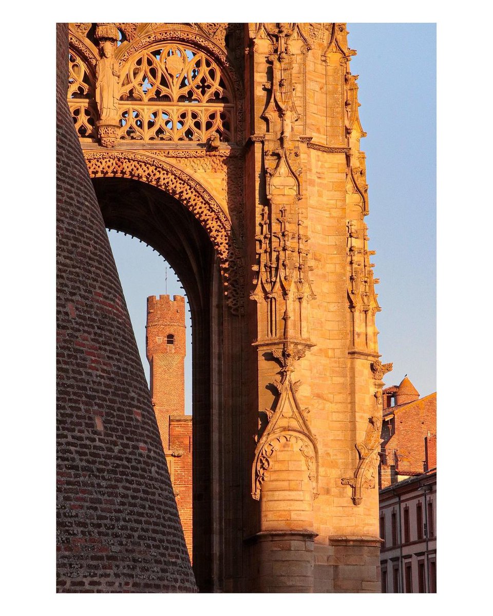 ville_albi's tweet photo. #AlbiEnPhotos
➡Voici une sélection de 4 clichés découverts via #Albi et #partageonsalbi, sur Instagram.
📷anjadocter, circo66, sophiemen1 et une_fille_davril
On se retrouve la semaine prochaine. https://t.co/QK72wVl3yg