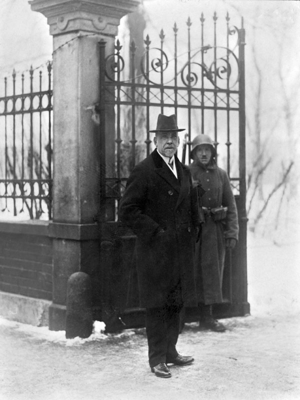 RealTimeWeimar's tweet photo. Judge Georg Neithardt (pictured) will preside over the trial. 

It is widely believed that Neithardt sympathizes with Hitler and his political aims. #Weimar100 https://t.co/JBkZevNPDX