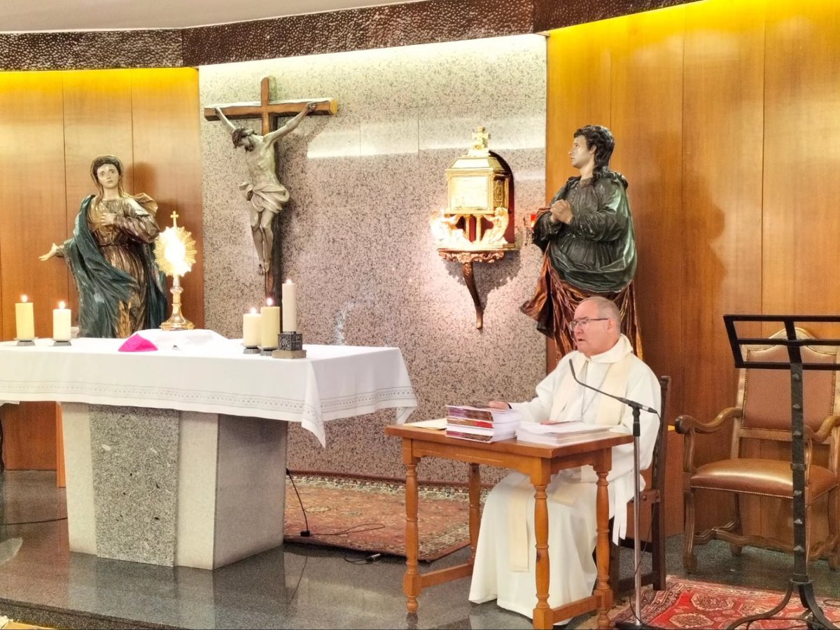 AcgToledo's tweet photo. Comenzamos los Ejercicios Espirituales externos con @Obispofcerro https://t.co/LiI2OUroA1