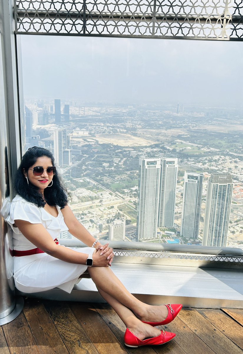 At 125th floor of Burj Khalifa… . . It’s a skyscraper in Dubai and is the world’s tallest structure. . . #BurjKhaleefa #burjkhalifadubai #burjkhalifaview
