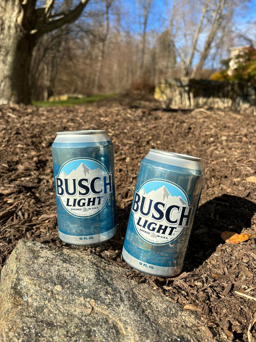RT if you love Busch Light so mulch.
