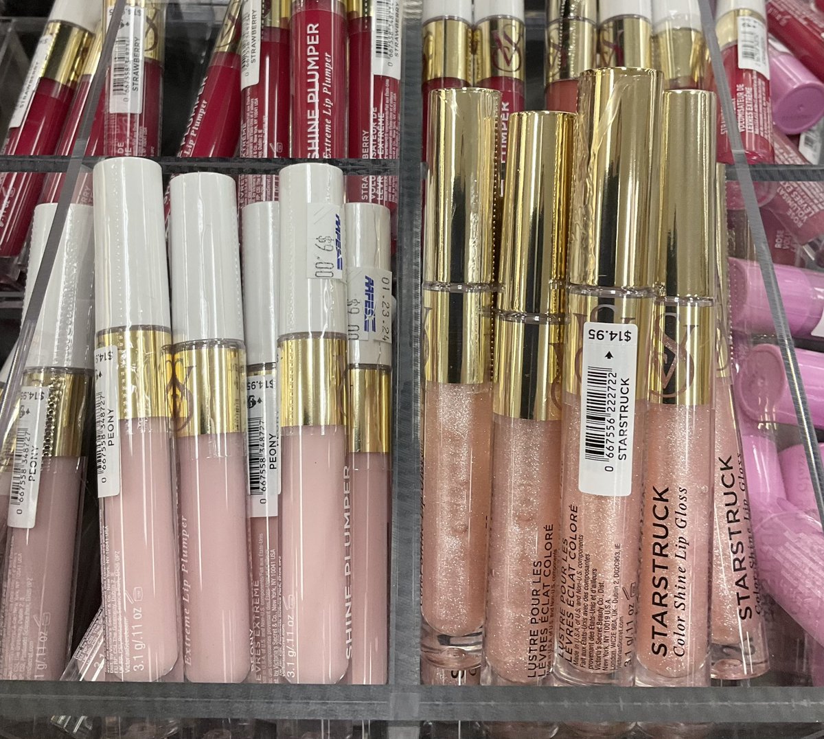 CMPexchange's tweet photo. Victoria’s Secret and Pink lip essentials are 3 for $21.00! The Starstruck Color Shine Lip Gloss caught my eye. 😍 

#fortcampbellexchange 
#VictoriasSecret 
#musthaves https://t.co/lMxWQrQ8KC
