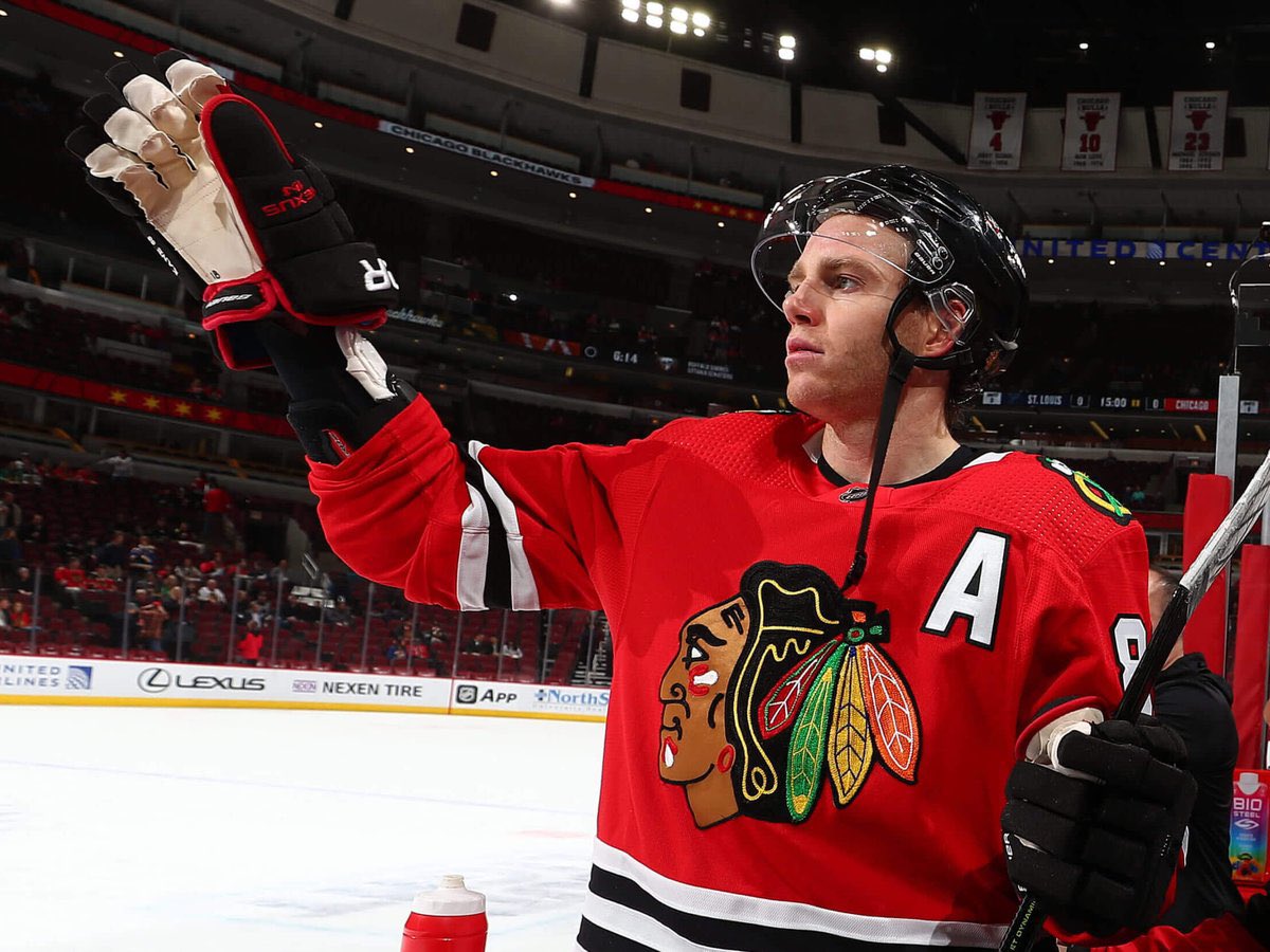 Elliotte Friedman on Today’s 32 Thoughts Podcast,

“We believed at the end of last year, Chicago had closed the book on that era of #Blackhawks. I just wonder if there’s any chance now, after seeing the way that night went, if that could change.”

👀