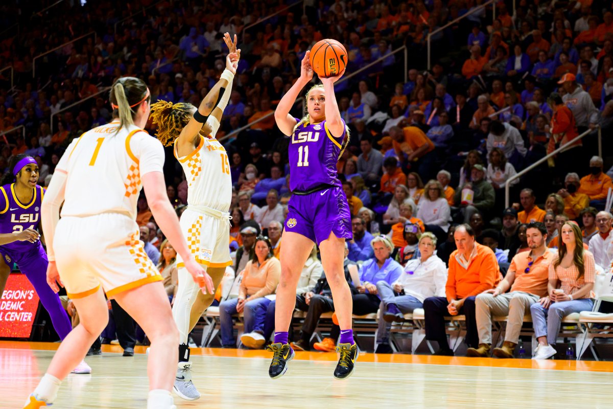 LSUwbkb's tweet photo. That's six wins in a row for the Tigers!

📸 https://t.co/KaUMNIoWpM https://t.co/aLkRvLH3k2