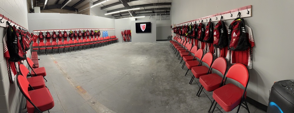 THS New Soccer Locker Room tong464.org/article/147586…