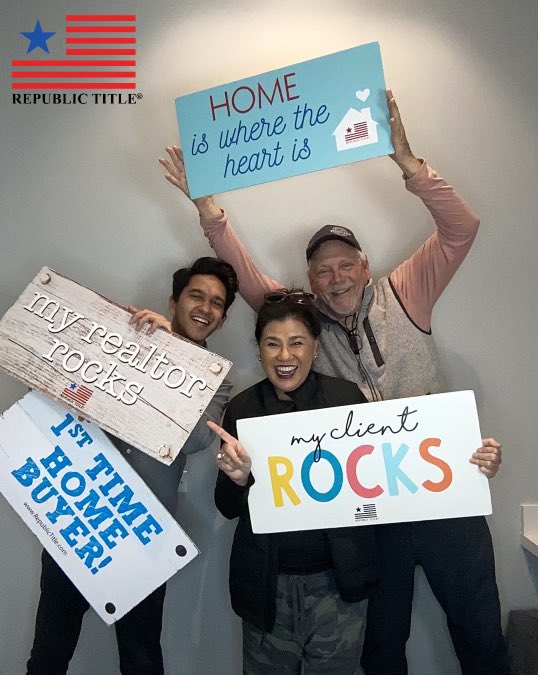 TheRoyerCo's tweet photo. We CLOSED. First time homebuyer! #MyClientRocks #MyRealtorRocks https://t.co/GXfBk049gi