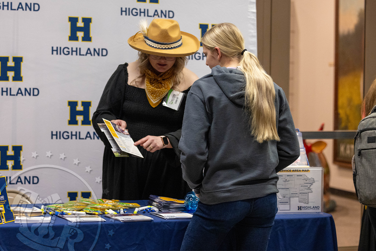 In partnership with the @WesternFarmShow, we hosted over 5,000 FFA students from @KansasFFA and @MissouriFFA on Friday morning for FFA Day at the Farm Show. #AmericanRoyal #WhereChampionsAreCrowned