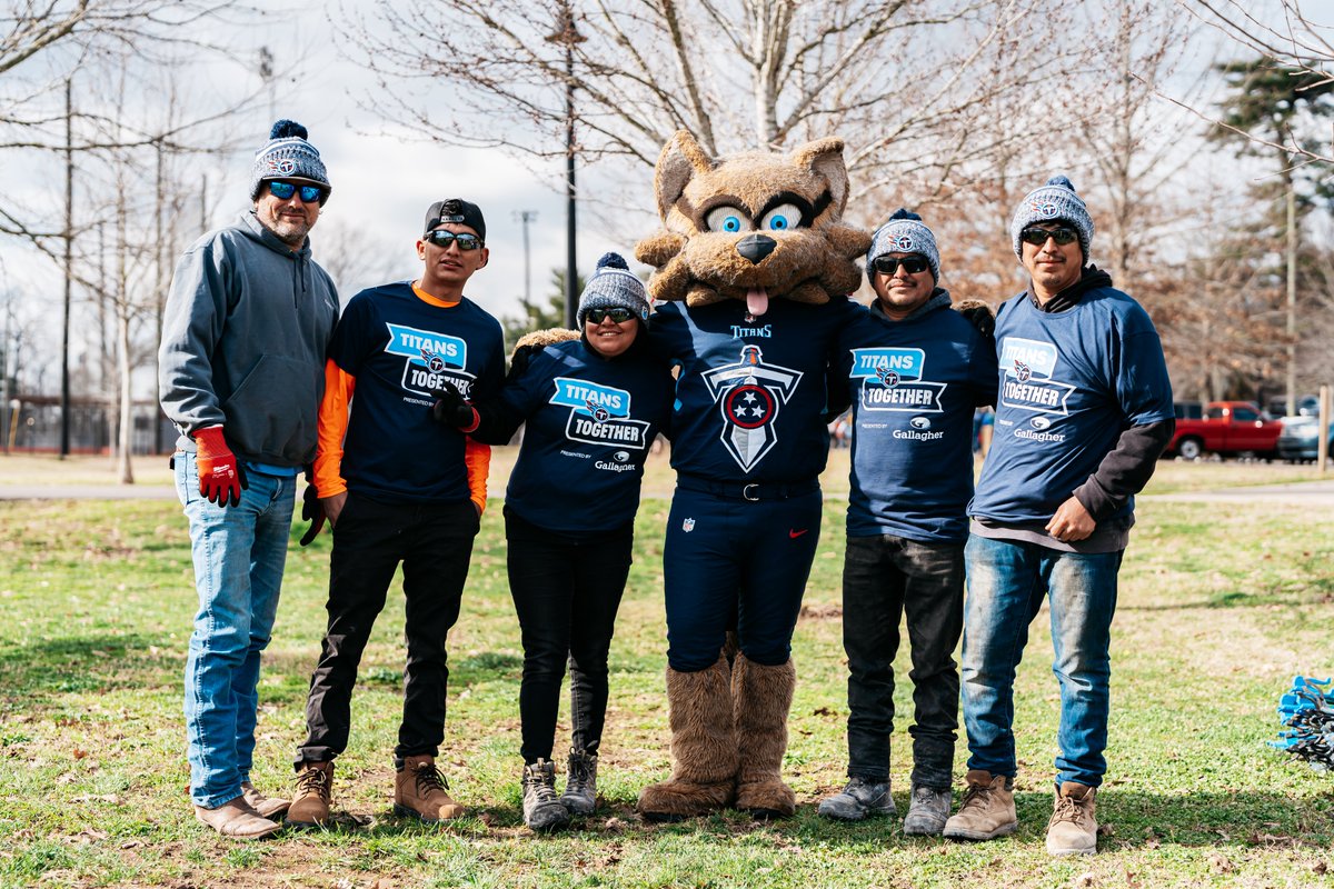 Our Titans Together presented by @GallagherGlobal volunteer project was a success👏 Over 200 volunteers joined us to perform various landscaping and beautification projects around Shelby Park. Thanks to all who joined us in serving our community! @Titans | @HONashville