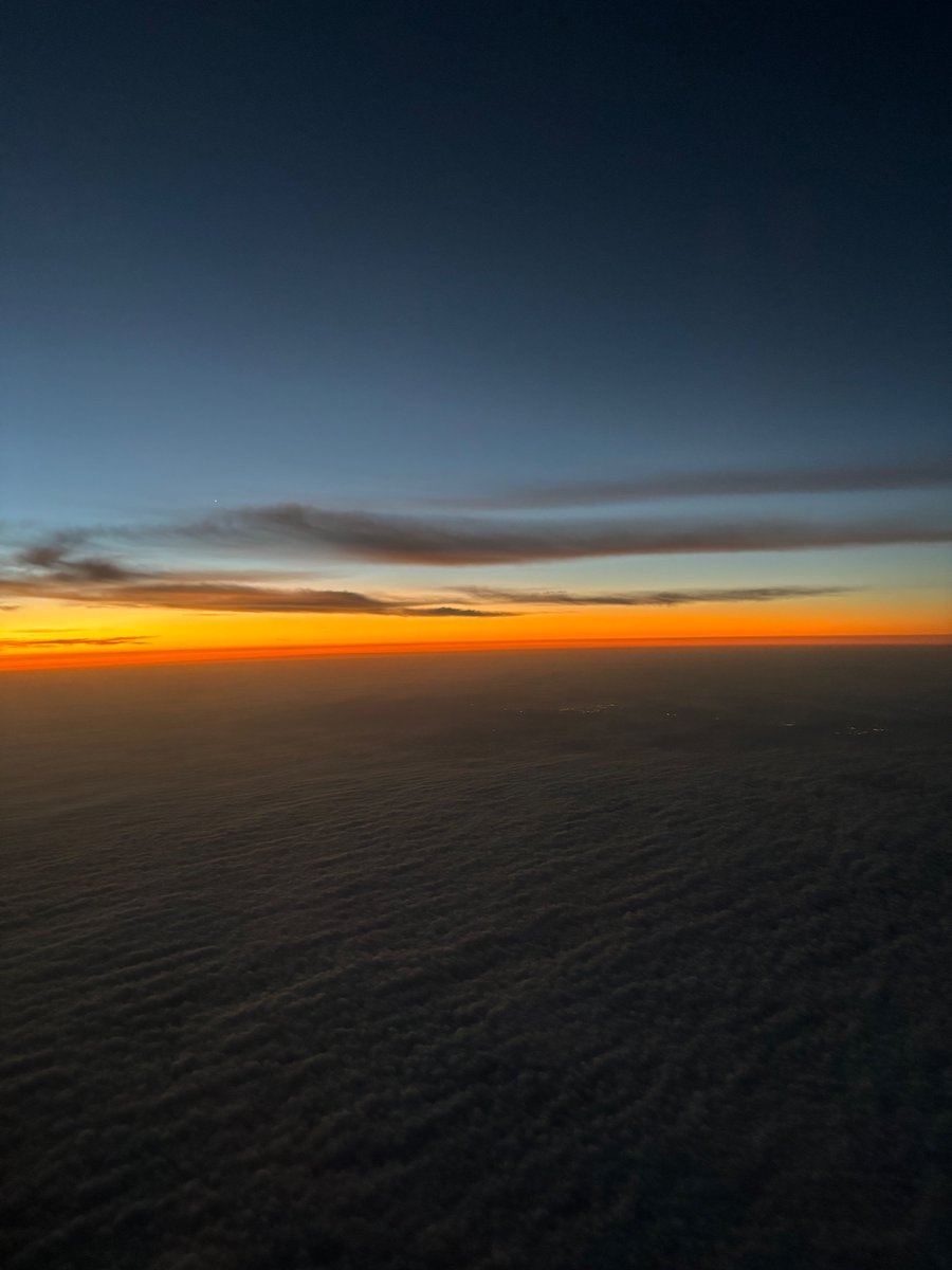 AlabrelHS's tweet image. Wheels up ✈️ #blessed.
Committed to the grind today