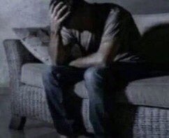 cooookiench's tweet photo. soy la unica bulímica q después de dejar de vomitar por meses cada que ingiero algo me da un asco y me duele el estómago, pero tmb me duele si no como, odio los trastornos https://t.co/IWX2E4RBAp