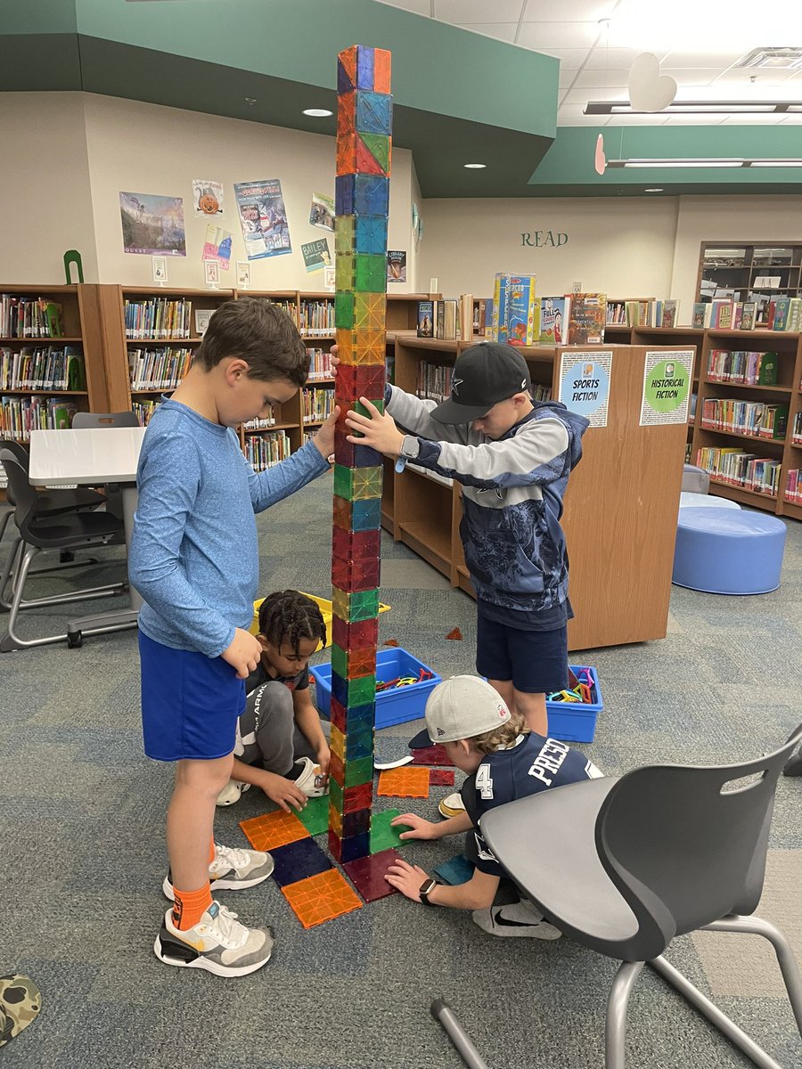 3rd grade builders & engineers at work! Be on the lookout for awesomeness! @LightFarmsElem @PISD_Libraries