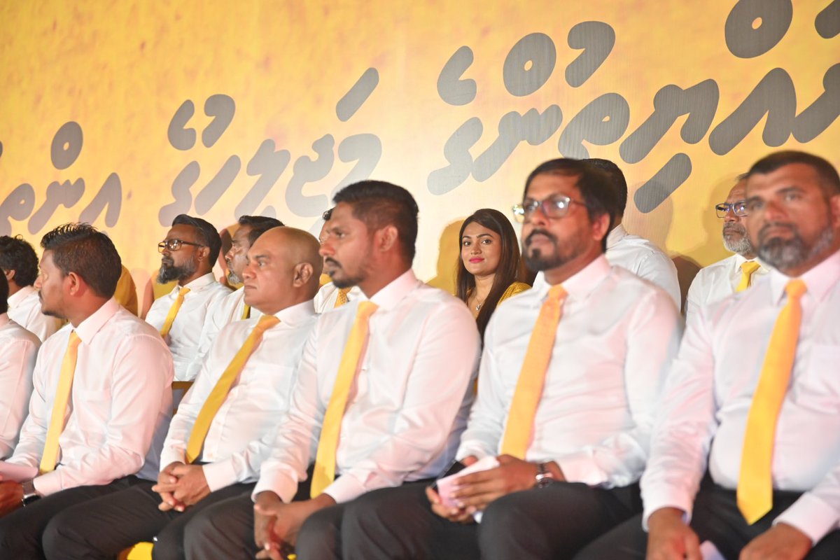 MDPSecretariat's tweet photo. މިޕާޓީގެ ރައްޔިތުންގެ މަޖިލީސް 2024 ކެމްޕެއިން “މިސްރާބު ހަމަމަގަށް “ ފެށުމުގެ ޖަލްސާގައި ޕާޓިގެ ޗެއަރޕާސަން އަލްއުސްތާޛް @faya_i ވާހަކަފުޅުދެއްކެވުން

#Majilis2024 
#MisraabuHamaMagah #VoteMDP https://t.co/7rPRwgyRkT