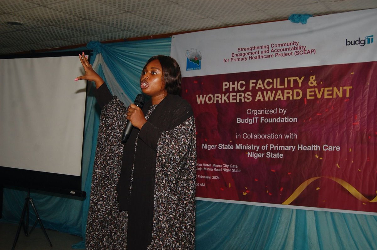 Last Thursday, the Niger State Ministry of PHC in collaboration with @BudgITng, hosted the PHC Facility & Workers Award ceremony to recognize health workers and community members who are making a difference and delivering outstanding service at their Primary Healthcare.