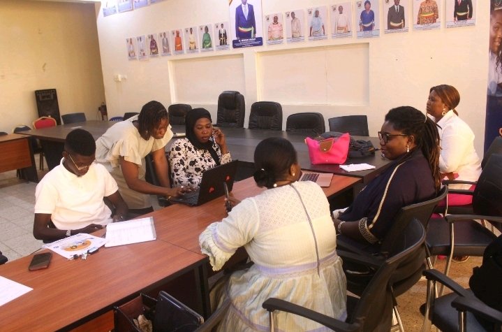 1/2 Dans le cadre de l'appel à candidature du programme <a href="/forcensenegal/">Force-N Sénégal</a> lancé depuis le 19 février, la responsable genre et l'équipe de mission viennent de rencontrer la conseillère municipale en charge de la jeunesse de Kaolack pour une séance d'info...
#mastercardfoundation