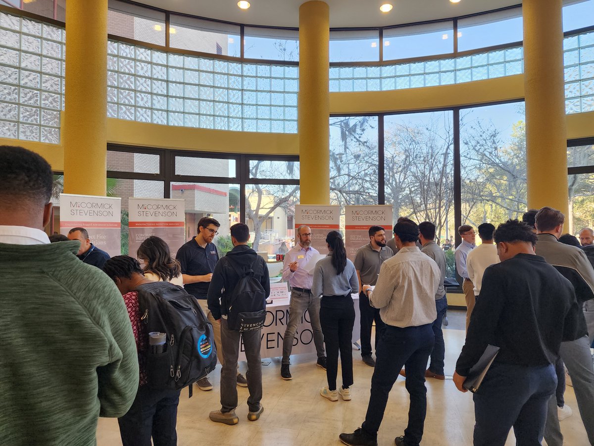 mccst's tweet image. 🌟 Proudly sponsoring the 2024 Winter Manufacturing &amp;amp; Engineering Career Fair at USF! Engaging with tomorrow&apos;s engineers fills us with optimism. Check out snapshots from the event! Let&apos;s inspire and innovate together! #MCCST #Engineering #USFEngineering #ServingAmericasHeroes