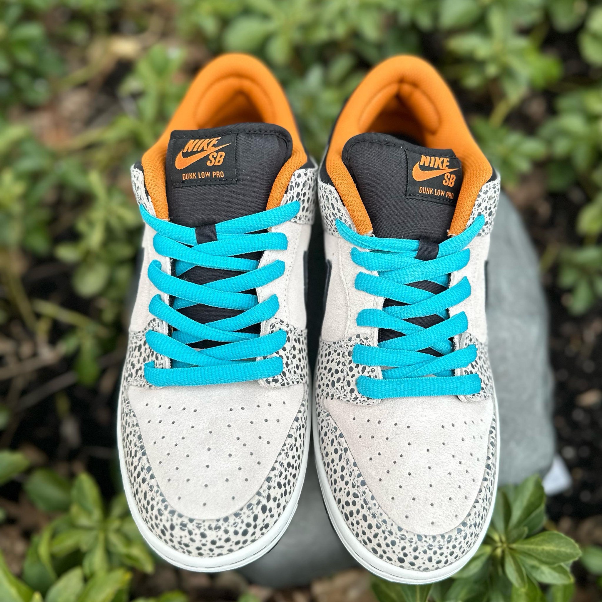 Nike sb dunk low safari retail price hotsell