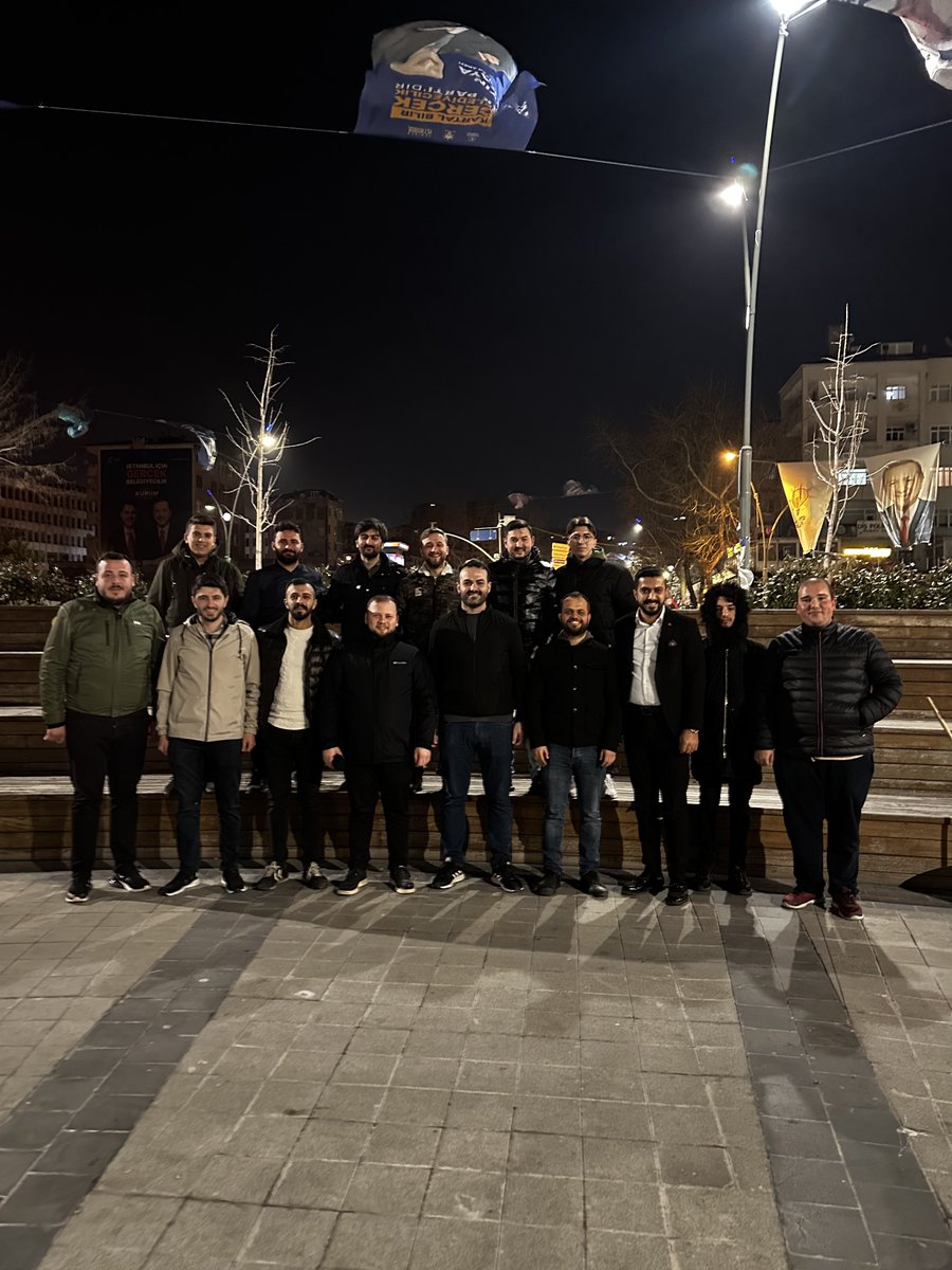 🕜 01.28

Kartal’ın aslan gençleri ile..

Gençlik kararlı; “İstanbul Muradına, Kartal Mimarına kavuşacak..”