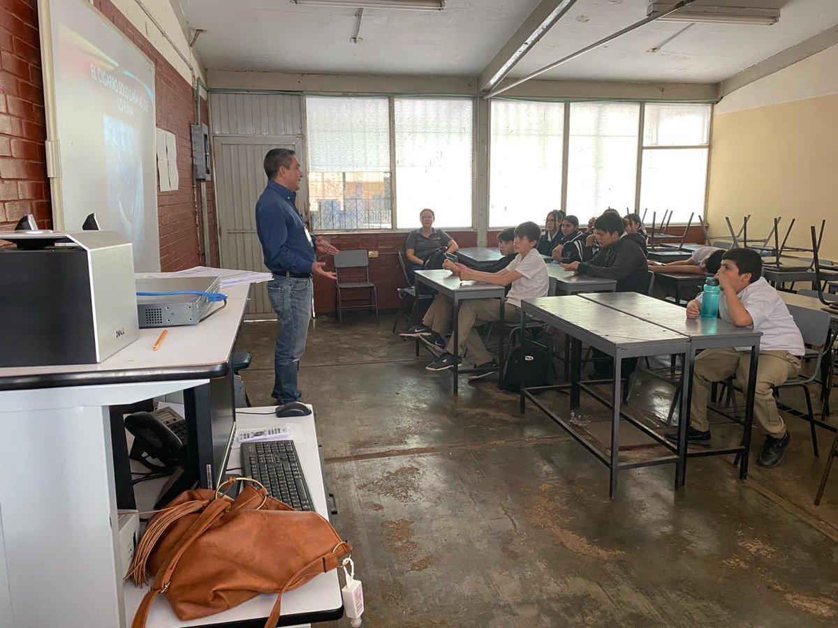 CapaGchil's tweet photo. Se da seguimiento a taller impartido en la Escuela Secundaria Federal Numero 1, DE Guamuchil, Salvador Alvarado.
#JuntosPorLaPaz #CEPTCA https://t.co/hbf5n8O1Il