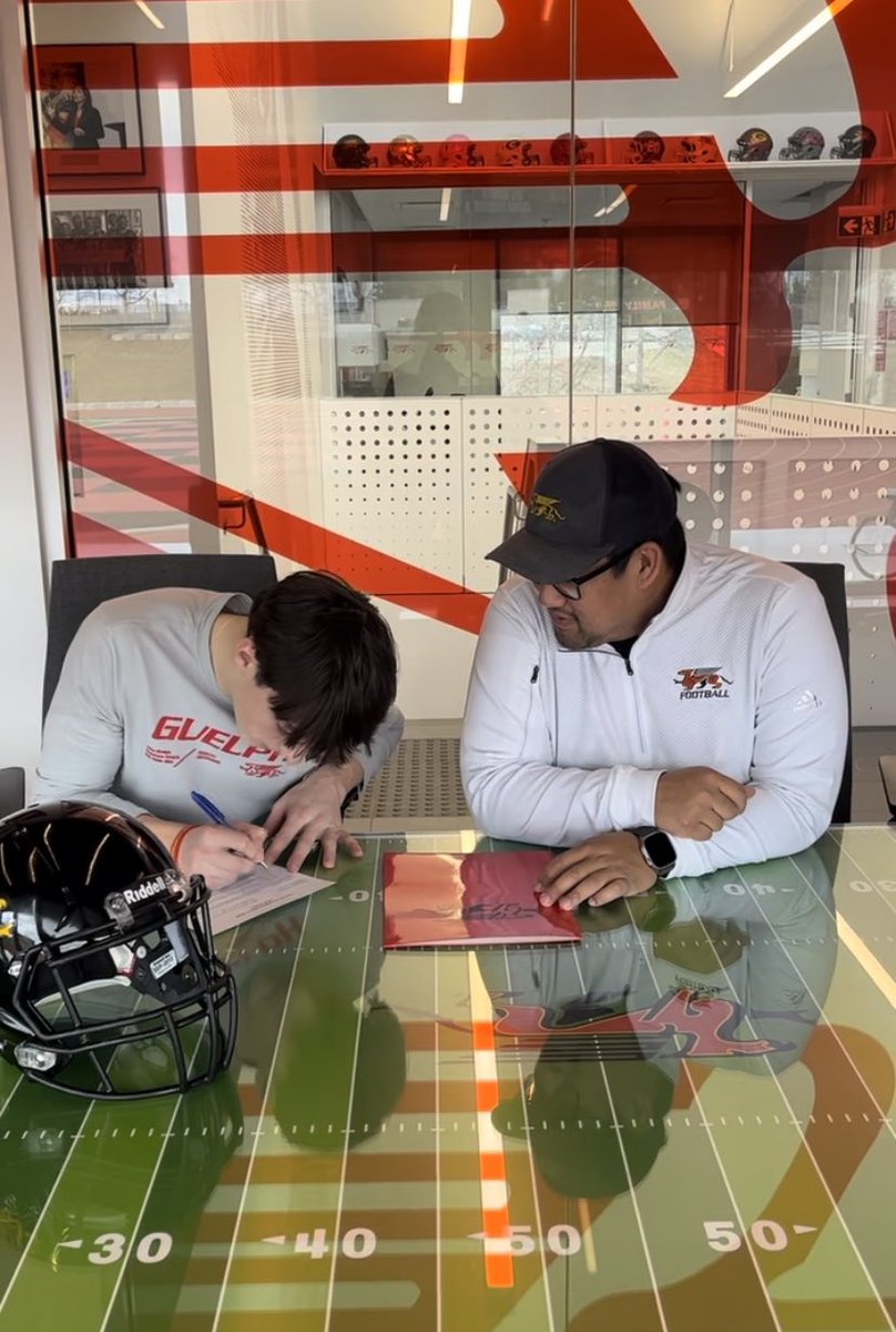 Jake_Wamboldt6's tweet photo. 100% Committed! 

Let’s work @GryphonFB https://t.co/b5rNyua1l7