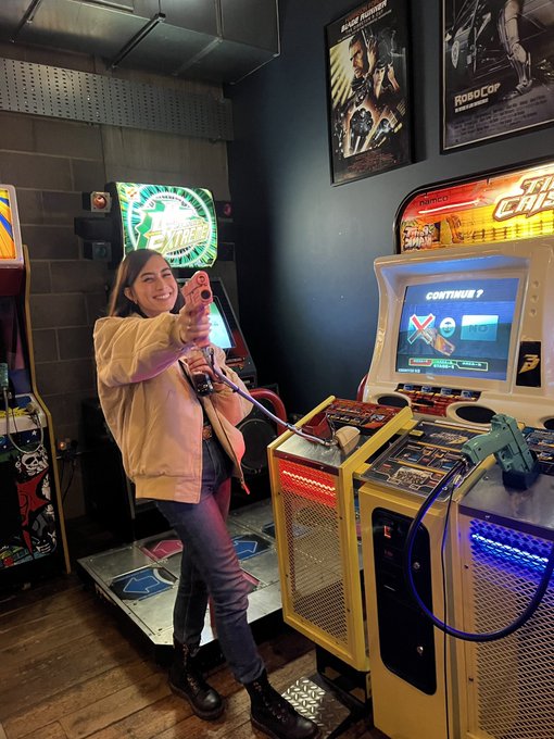 Watch Victoria Salvatore's leaked NSFW photo on TwXstars