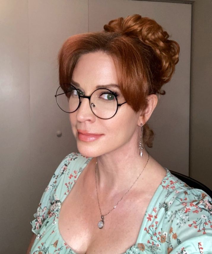 Cosplay Kitten tweet media