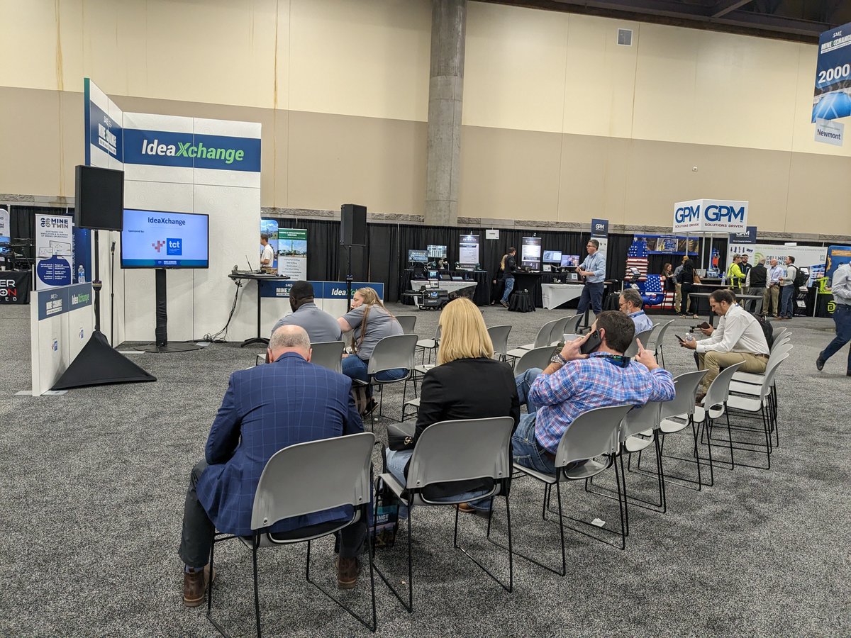 uaz_minerals's tweet image. We had a great time today at day one of the SME Annual Conference and Expo 🏗️ Stay tuned and follow us through two more days of fun in Phoenix!

#mining #minexchange