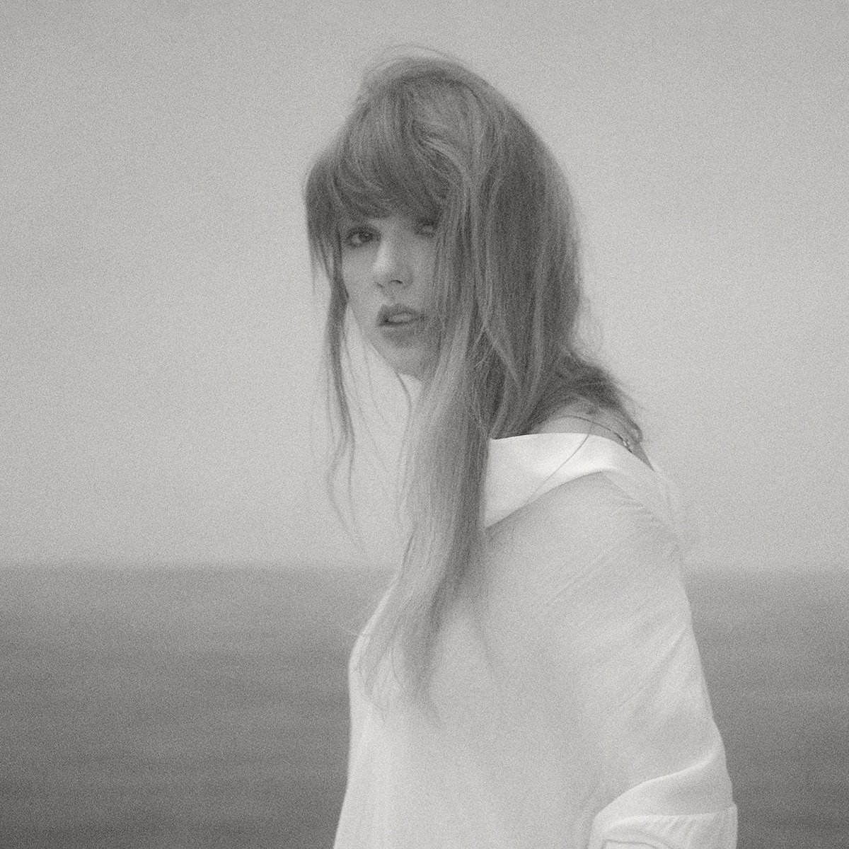 chartdata's tweet photo. Taylor Swift officially becomes the first artist in history to spend a milestone 100 weeks at #1 on the Billboard Artist 100 chart. https://t.co/la2qiq12ZT
